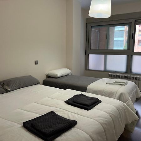 Impresionante Apartamento De 4 Dormitorios 3 Banos Y 2 Plazas De Garaje Madrid Ngoại thất bức ảnh